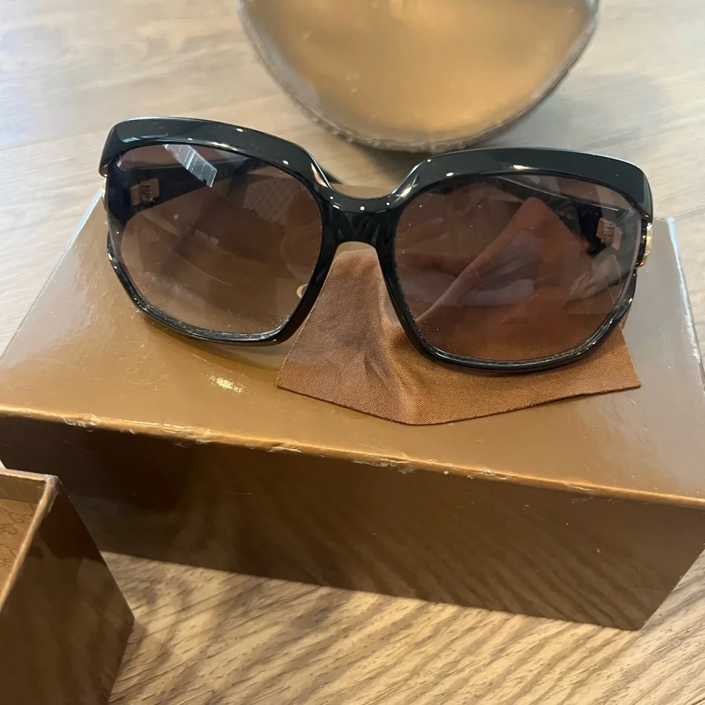 Vintage gucci sunglasses - Picture 5 of 10